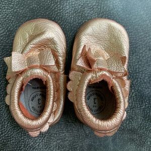 Bow Mocc Mini Sole